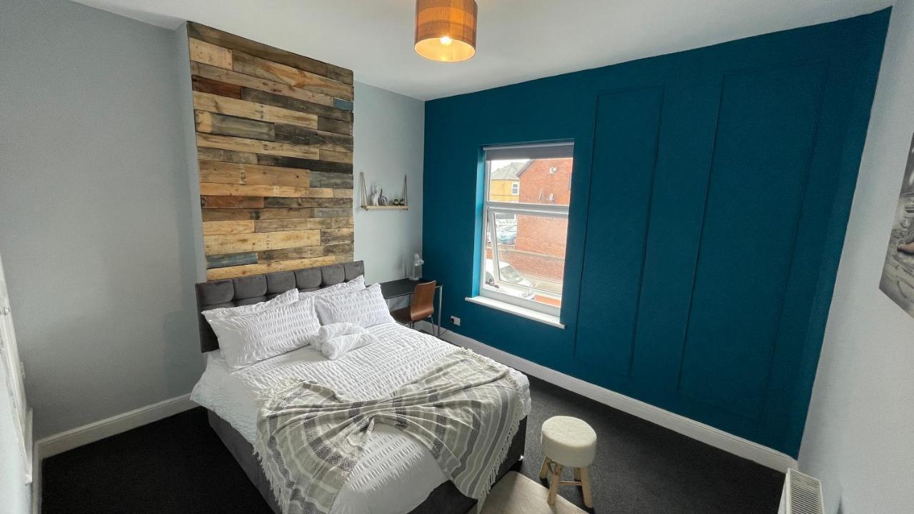 Spacious 6 Bed Home Near City & Albion Stadium Perfect For Contractors! Birmingham Esterno foto