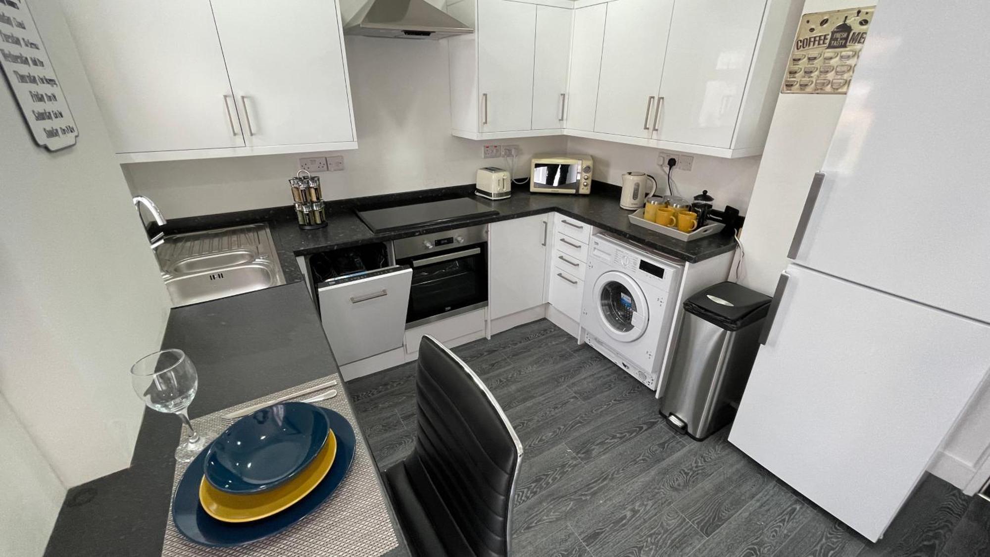 Spacious 6 Bed Home Near City & Albion Stadium Perfect For Contractors! Birmingham Esterno foto